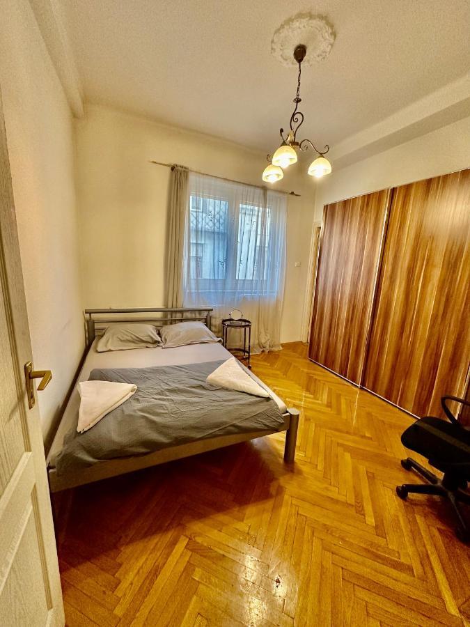 Panorama With Danube View Aparthotel Budapeste